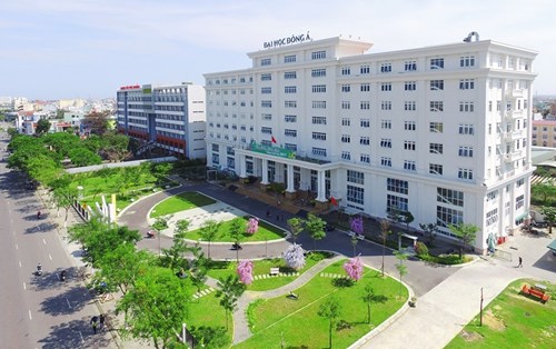 Hành trình nỗ lực 10 năm xây dựng và phát triển của trường Đại học Đông Á
