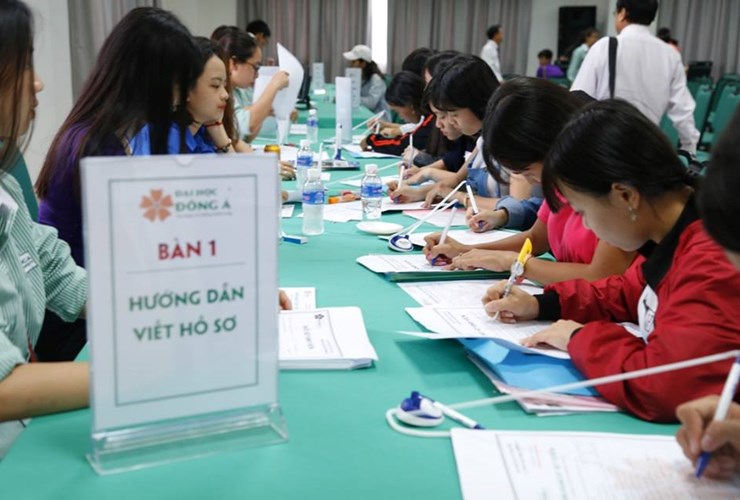 Làm hồ sơ dự thi THPT Quốc gia 2019, ghi thế nào cho đúng?