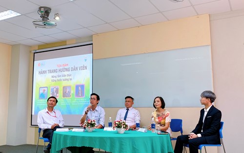 Hội nghị Toạ đàm “Hành trang Hướng dẫn viên” - Nâng tầm kiến thức, vững nước tương lai - Khoa Du lịch 2020