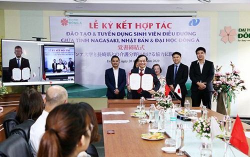 ĐH Đông Á “bắt tay” trực tuyến với Nagasaki đưa sinh viên sang Nhật thực tập nghề và làm việc