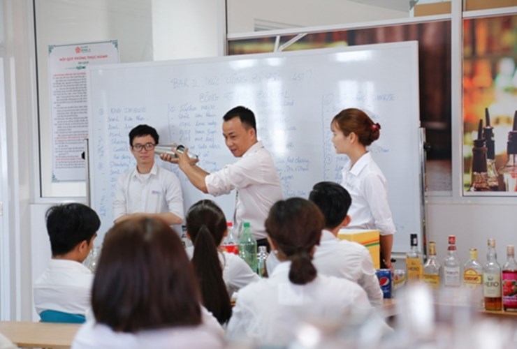 Quản trị khách sạn (Đại học liên thông)